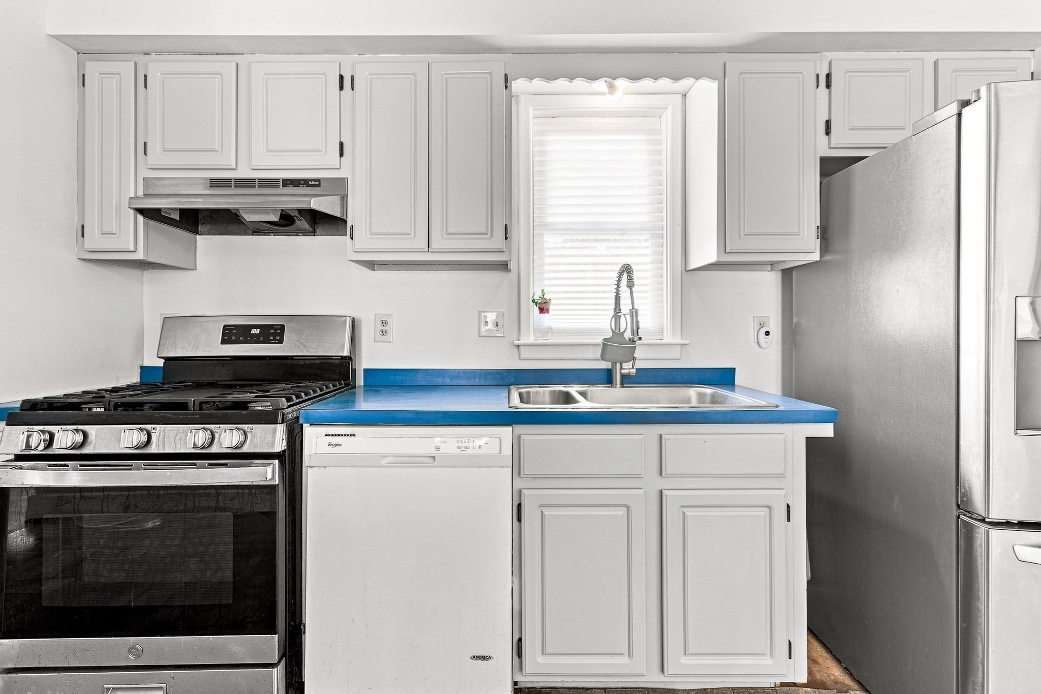 253 Garden St Property Photo 15