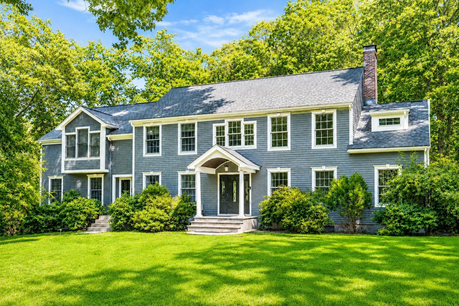 20 Rolling Ln Property Photo 1