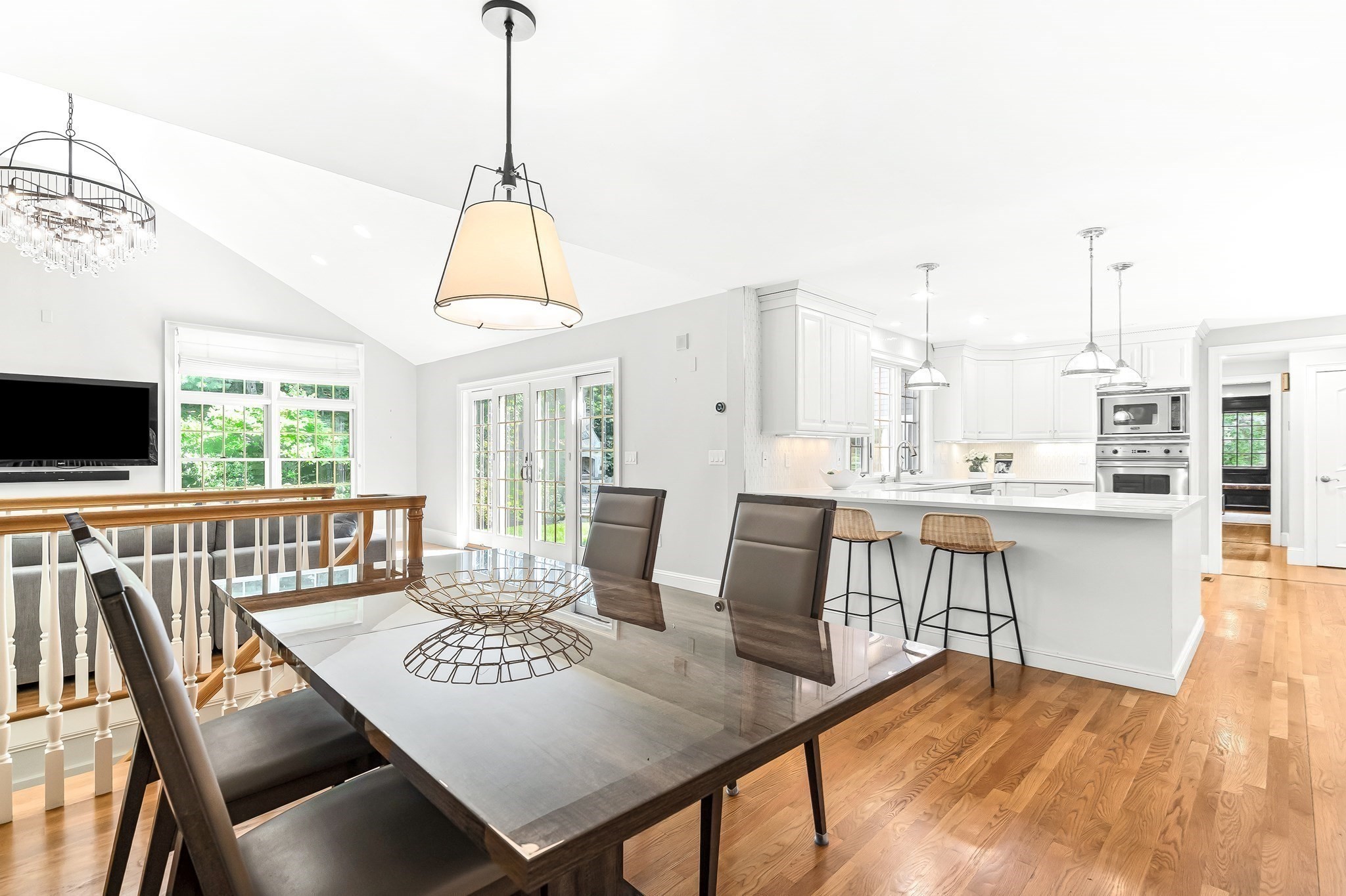 20 Rolling Ln Property Photo 7