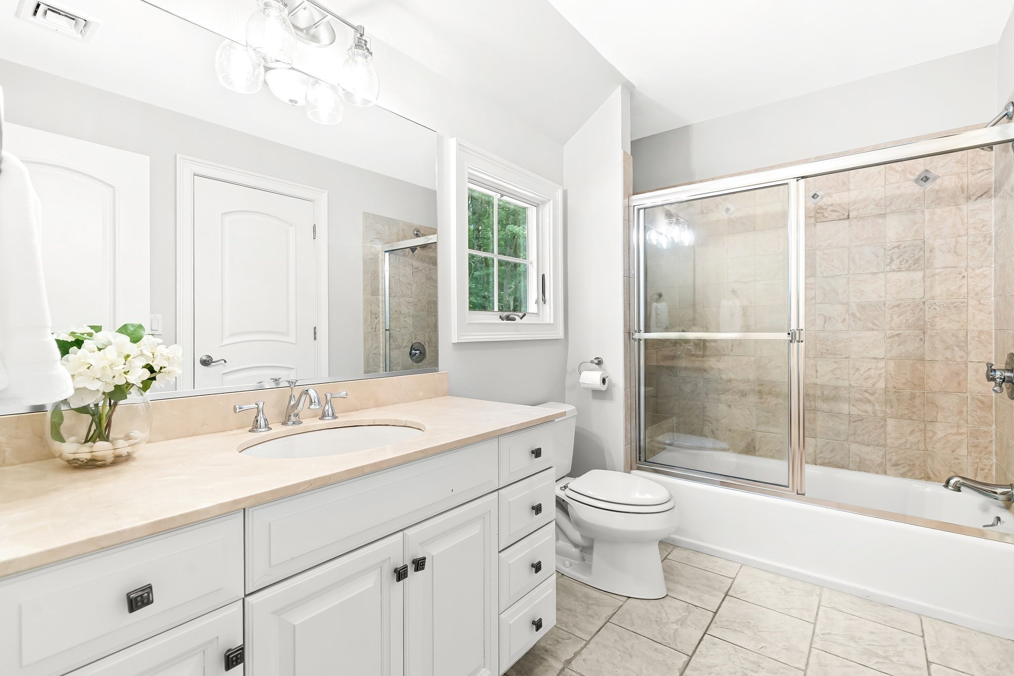 20 Rolling Ln Property Photo 28