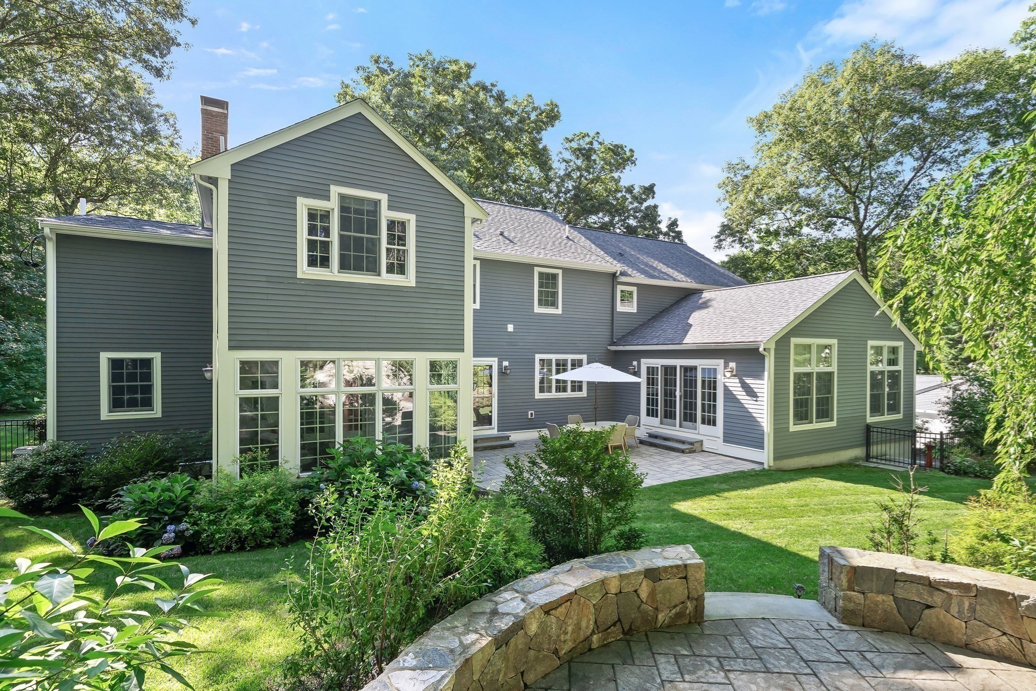 20 Rolling Ln Property Photo 32