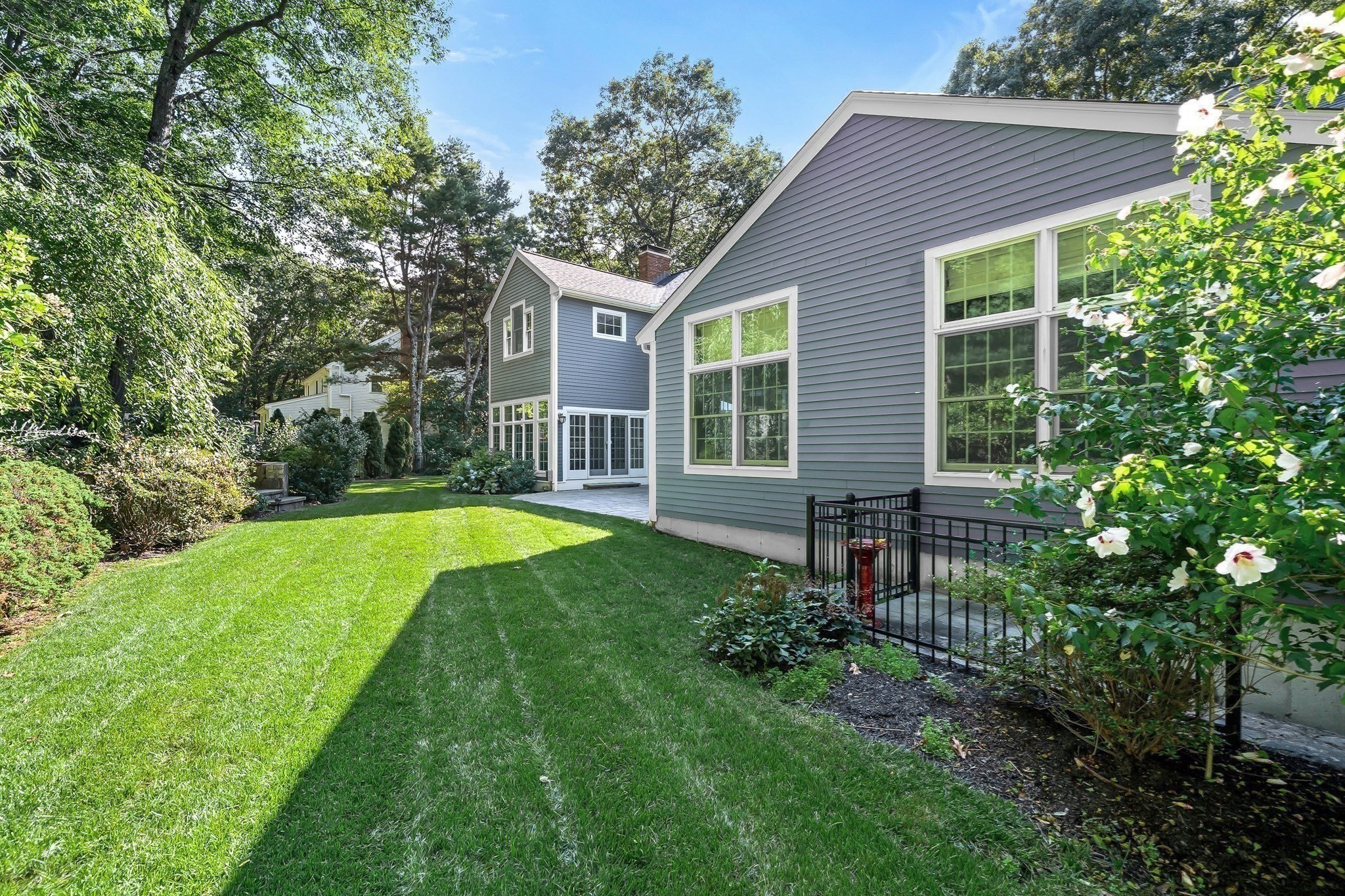 20 Rolling Ln Property Photo 33