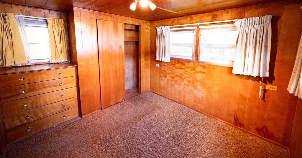 276 Lunenburg St Property Photo 12