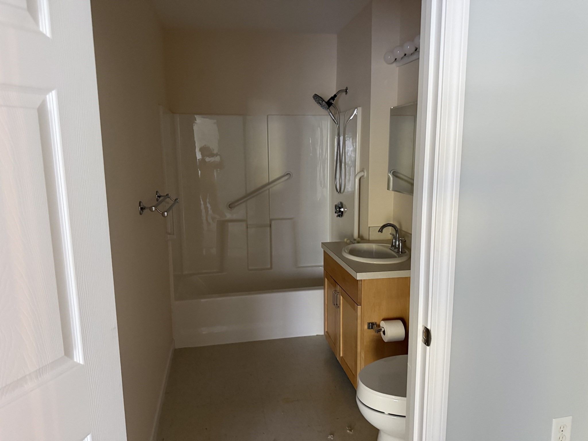 43 Kendall Avenue # G06 Property Photo 12