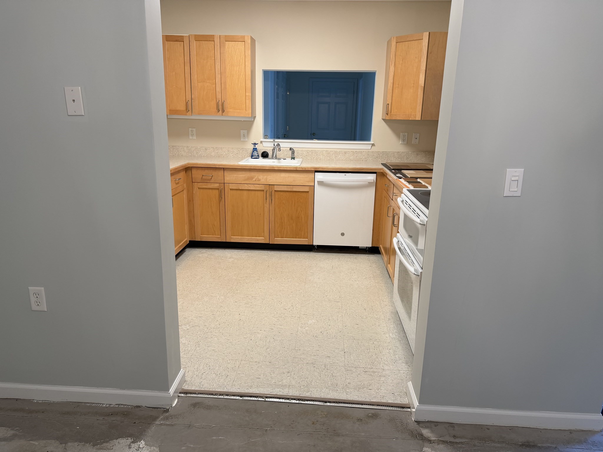43 Kendall Avenue # G06 Property Photo 14