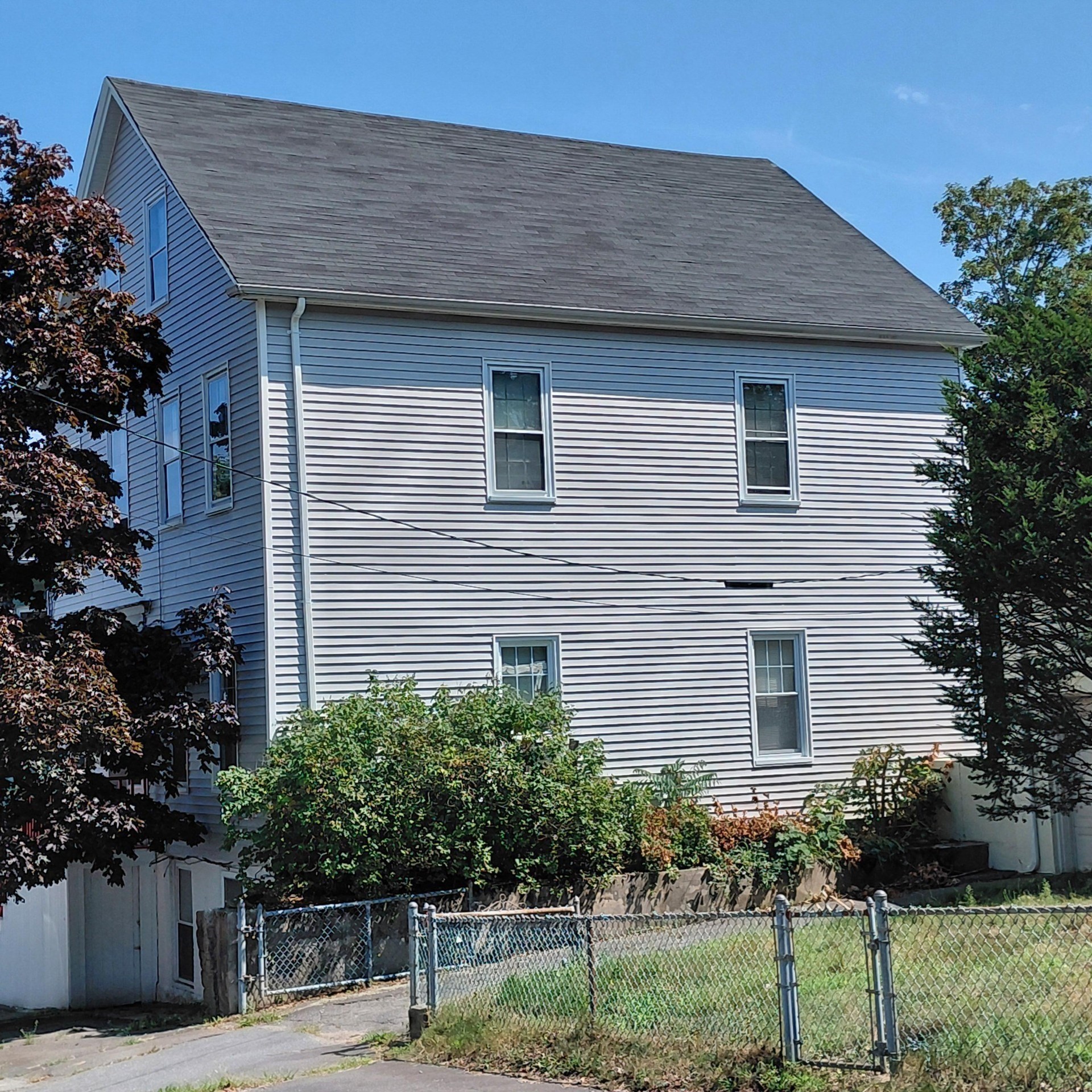 32 Franklin Street Property Photo 2