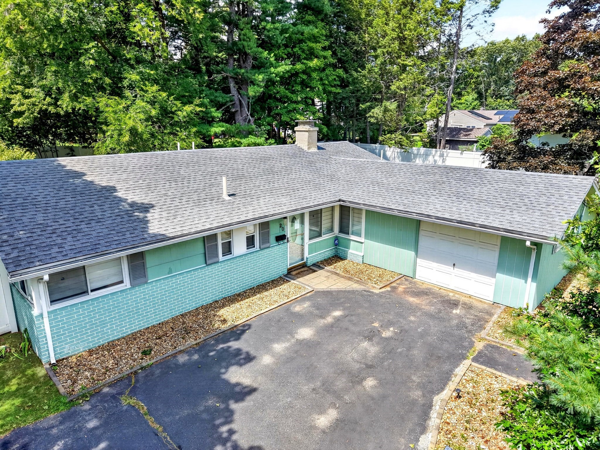 20 Temi Rd Property Photo 1
