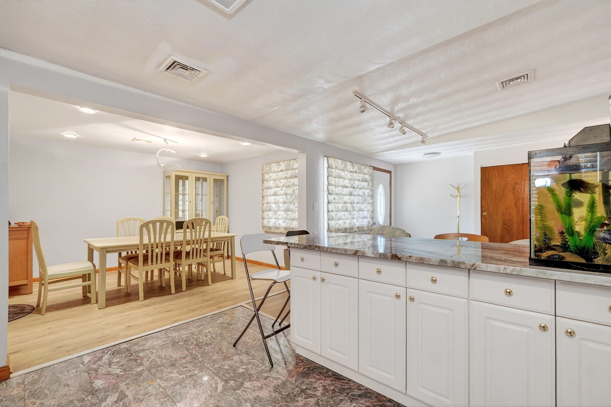 20 Temi Rd Property Photo 3
