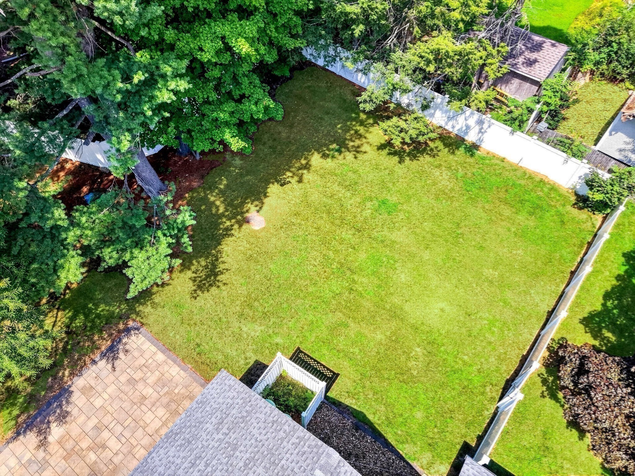20 Temi Rd Property Photo 16