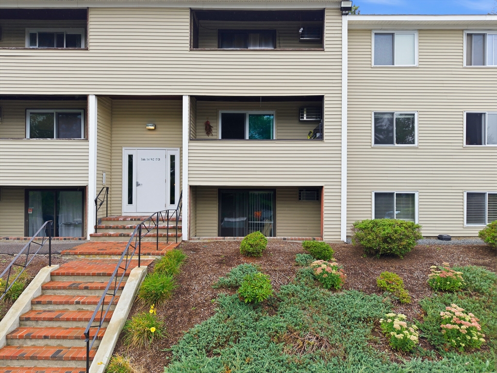 129 Quaker Hwy # 3 Property Photo 1