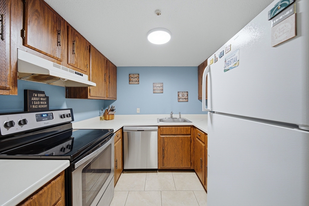 129 Quaker Hwy # 3 Property Photo 8
