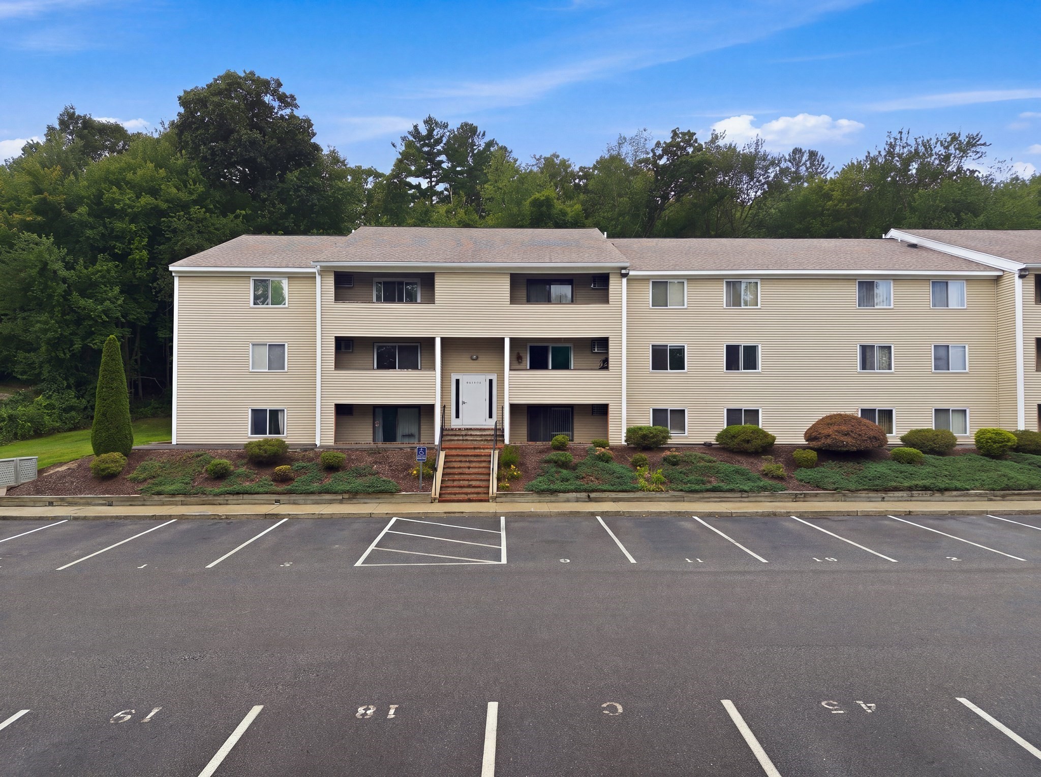 129 Quaker Hwy # 3 Property Photo 21