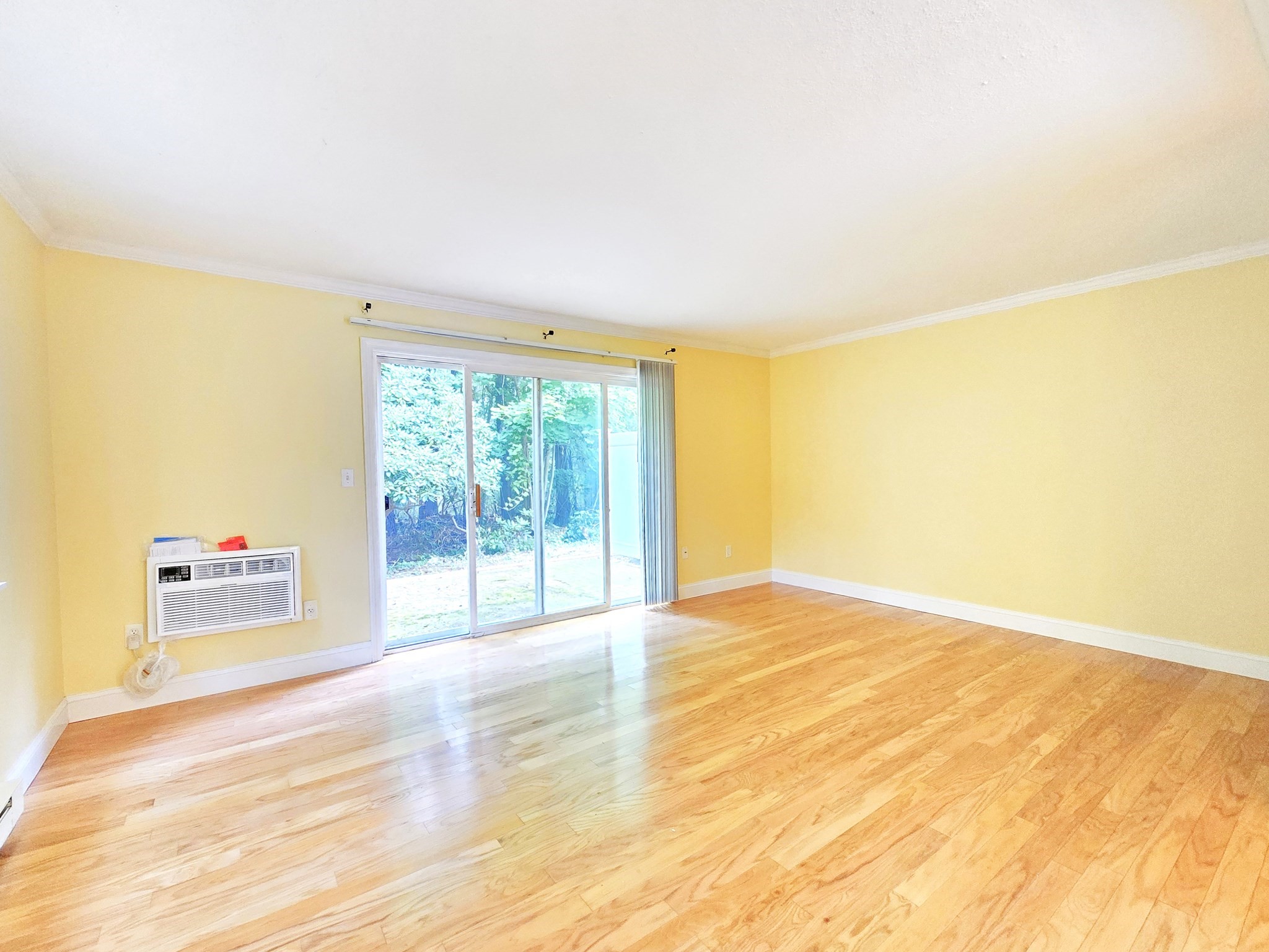 9 Adams St # 13 Property Photo 2
