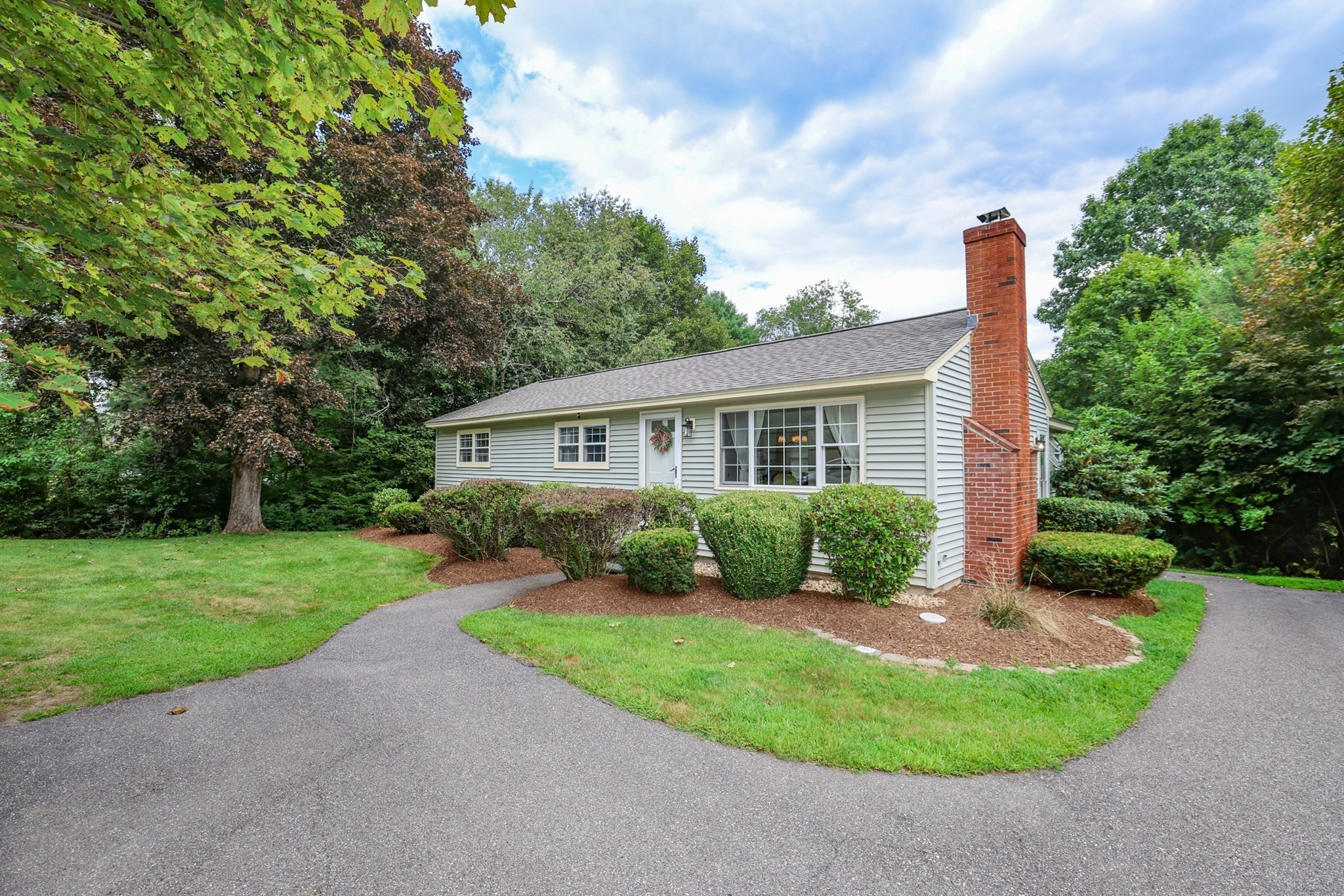 449 Buck St Property Photo 1