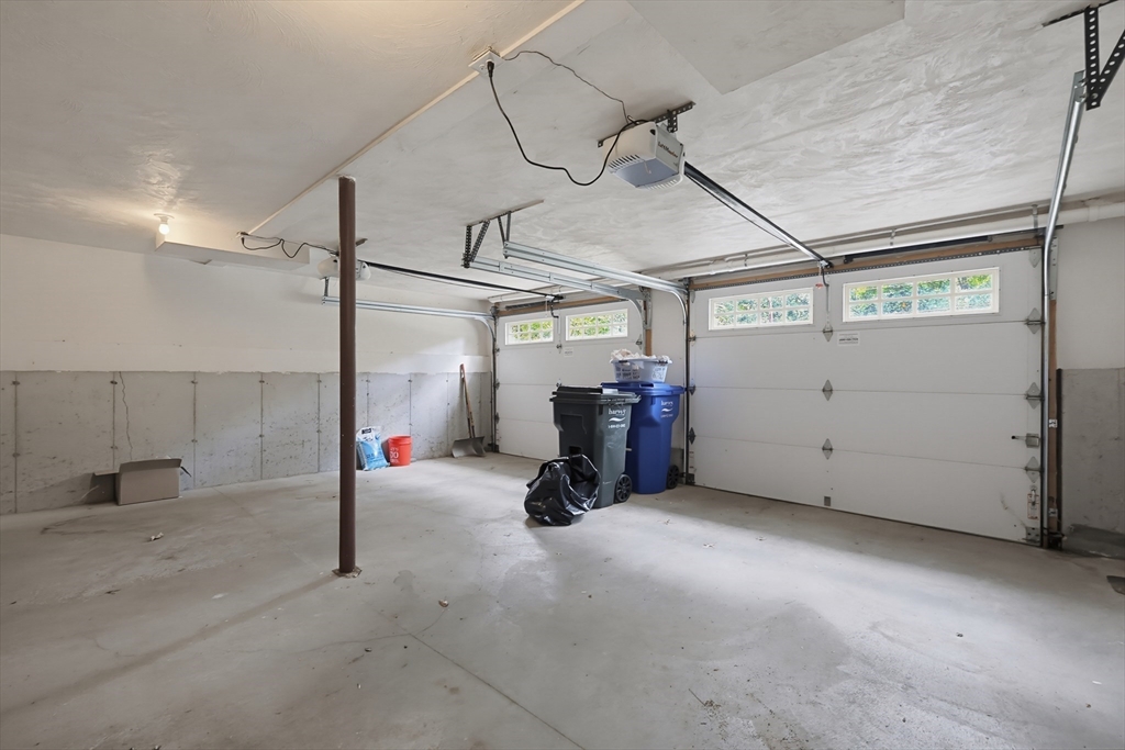 90 Greene St Property Photo 34