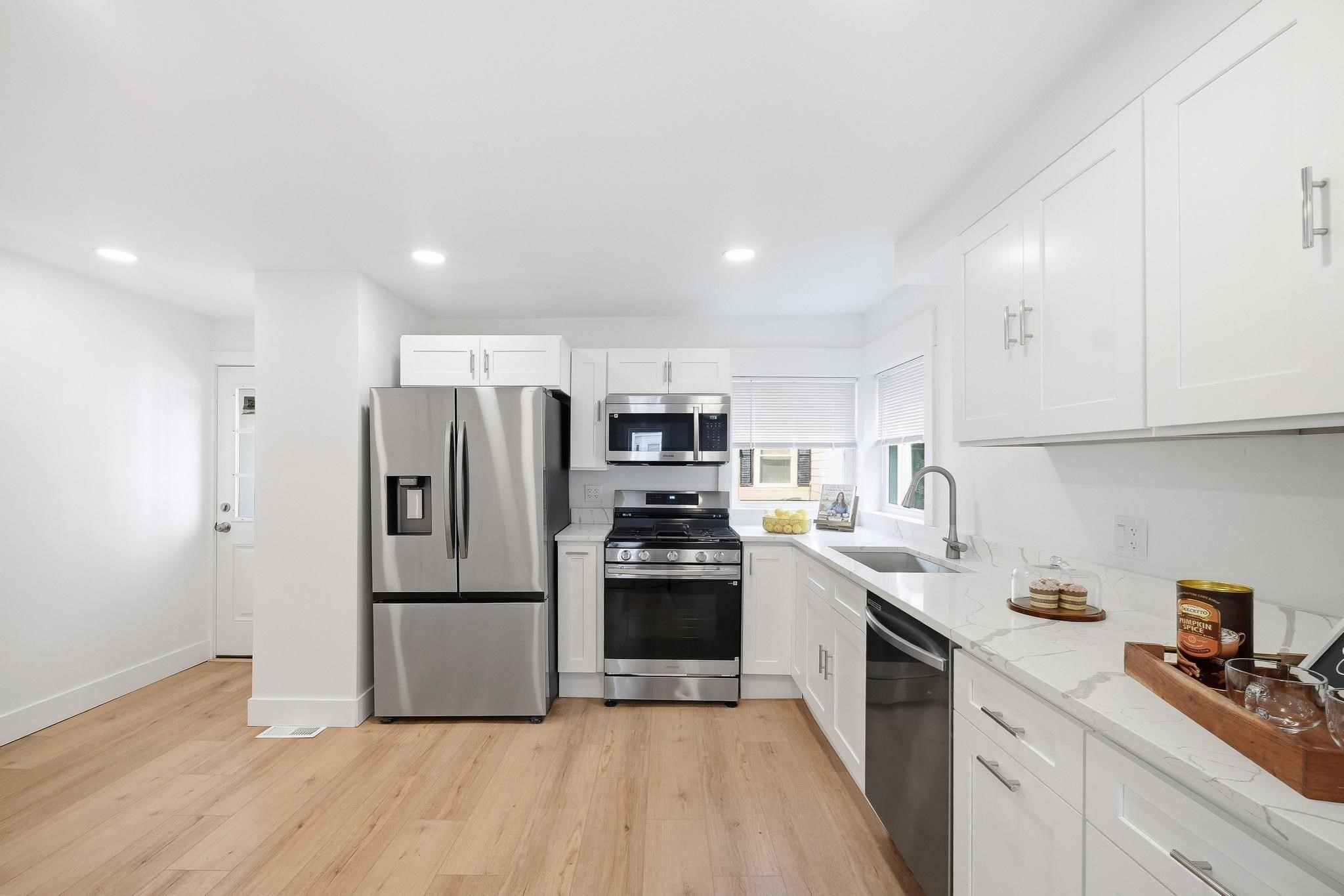 21 Chestnut St Property Photo 15