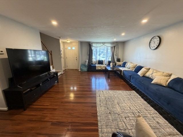 60 Pattison St # C14 Property Photo 9