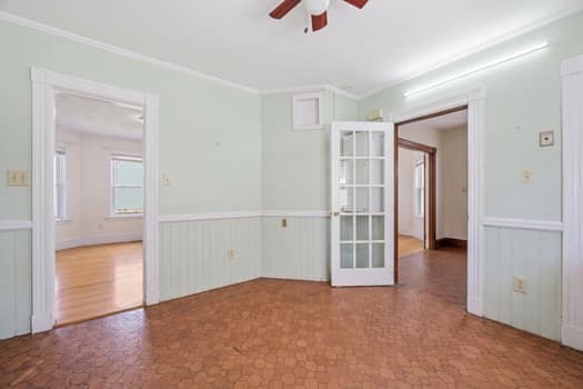 52 Elliott St. Property Photo 10