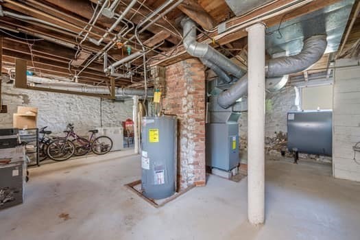 52 Elliott St. Property Photo 35