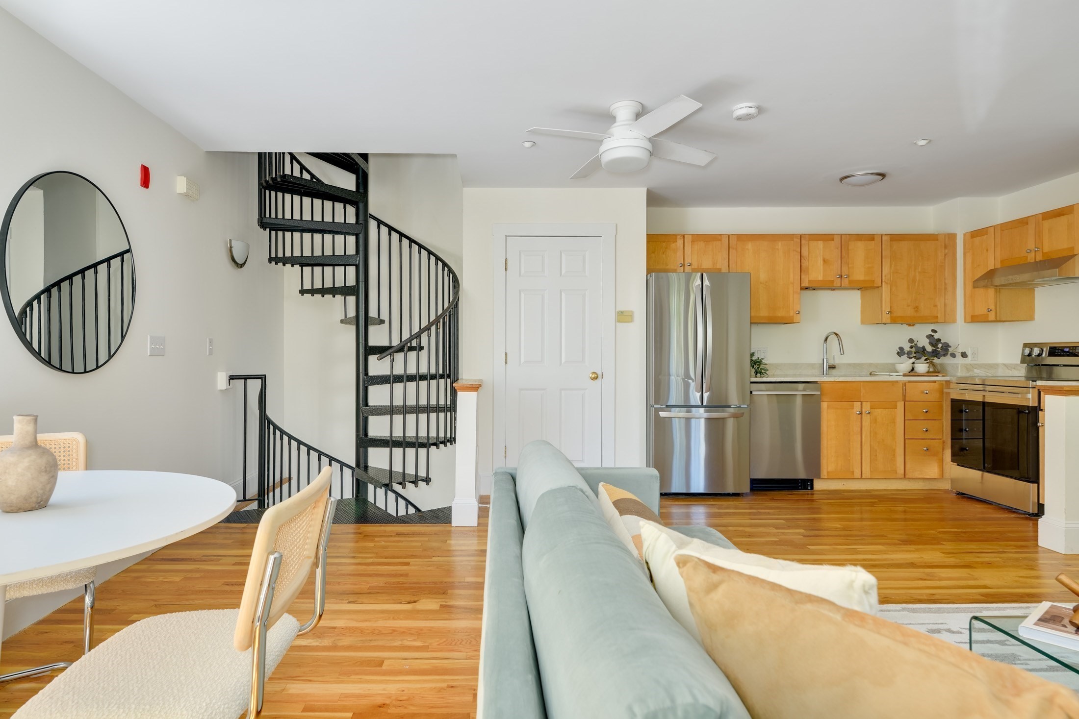 411 Norfolk Street # A Property Photo 6