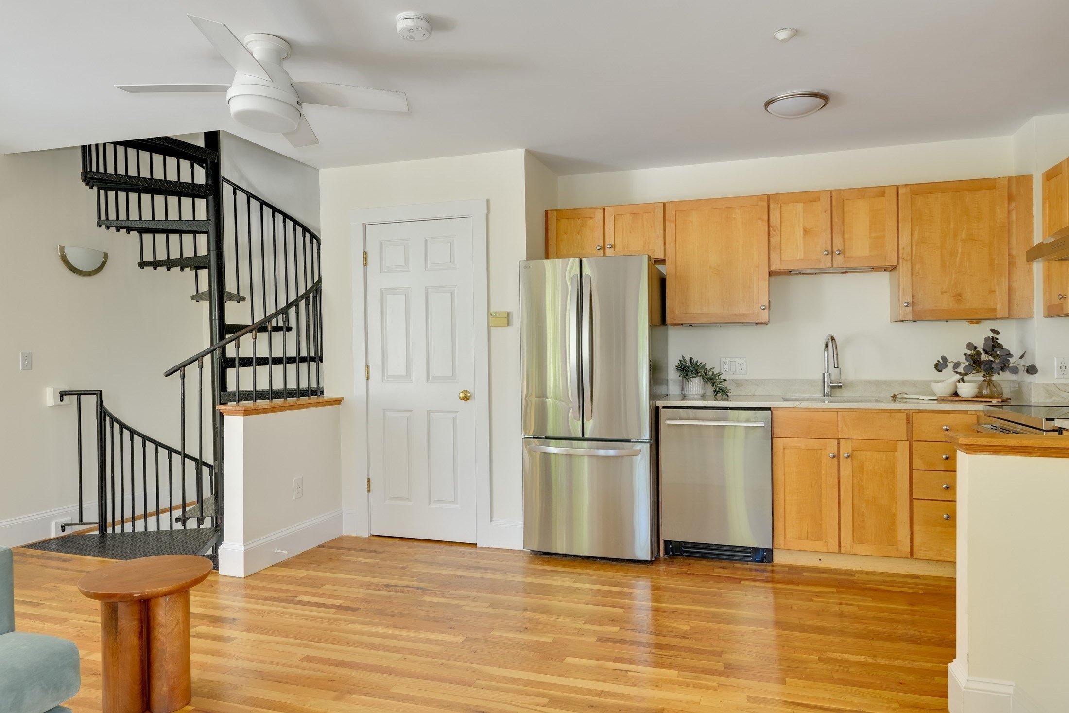 411 Norfolk Street # A Property Photo 7