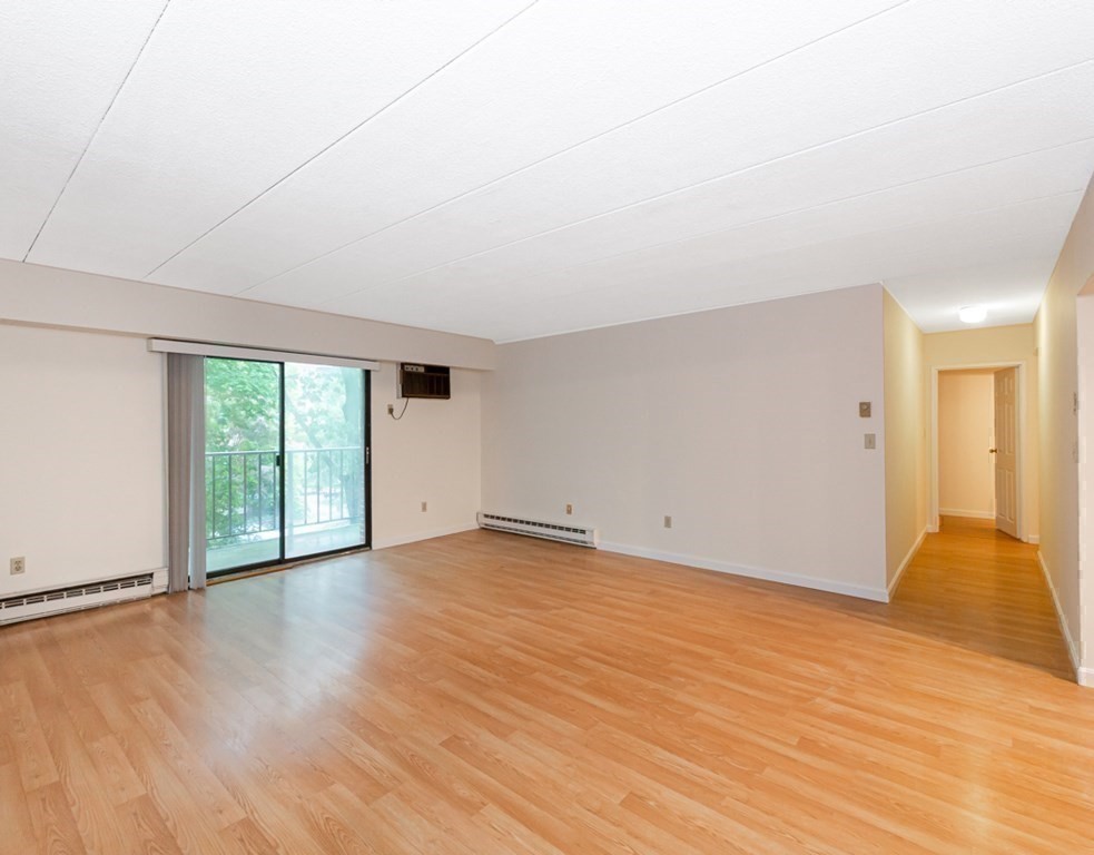135 Pleasant St # 307 Property Photo 4
