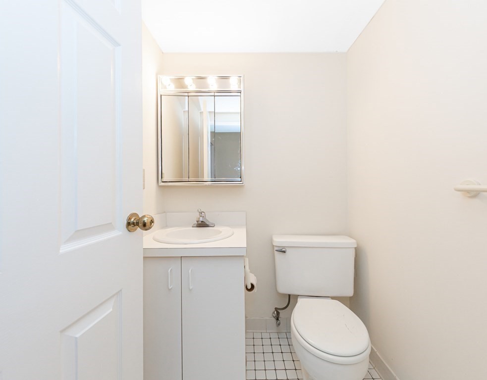 135 Pleasant St # 307 Property Photo 8