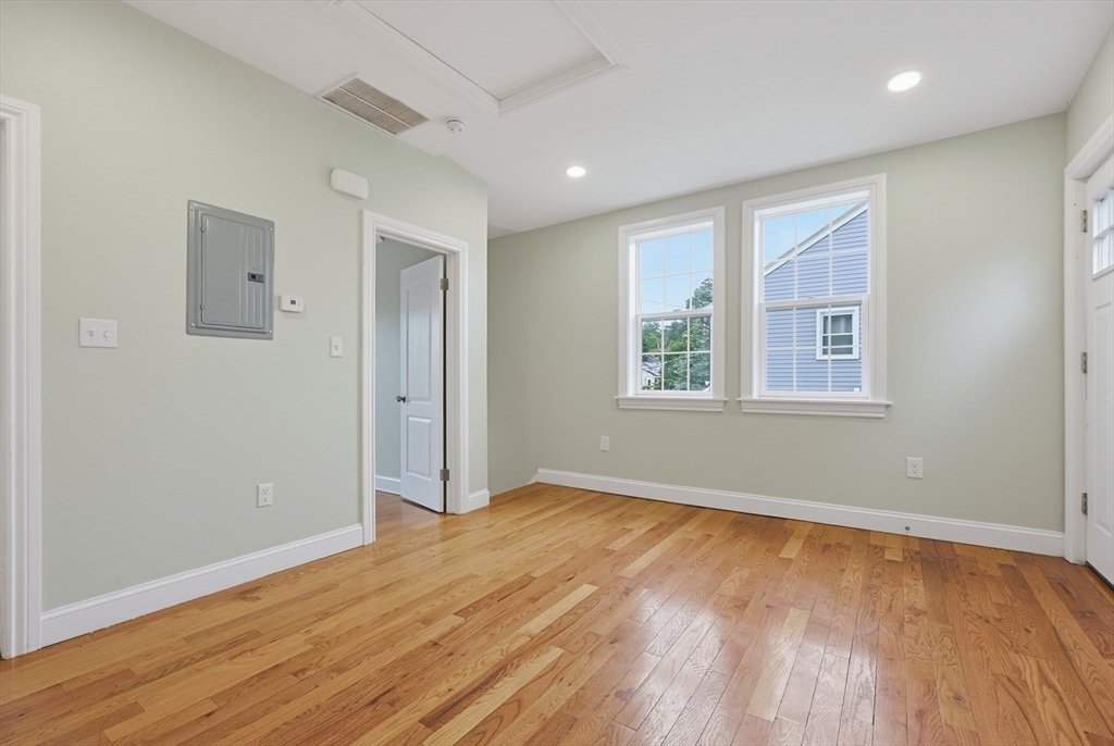 31 Saint Casimir Ave Property Photo 20