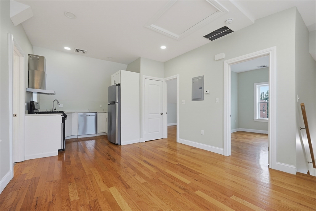 31 Saint Casimir Ave Property Photo 21