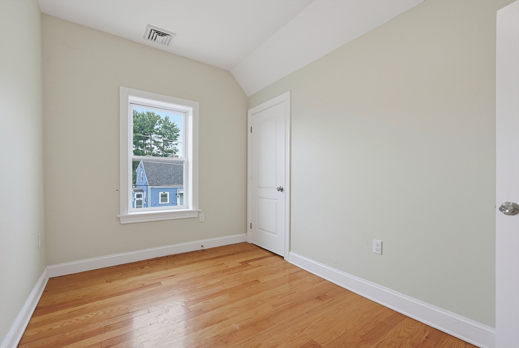 31 Saint Casimir Ave Property Photo 22