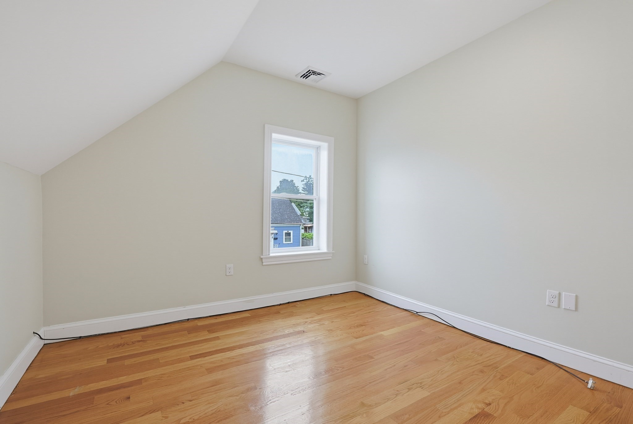 31 Saint Casimir Ave Property Photo 24
