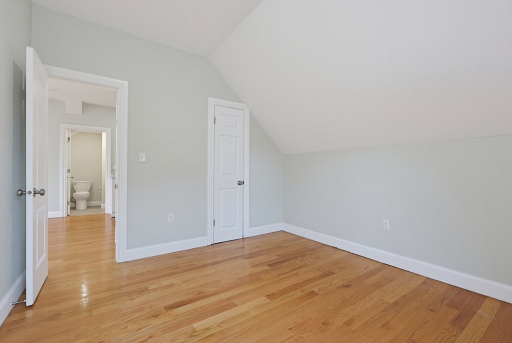 31 Saint Casimir Ave Property Photo 25