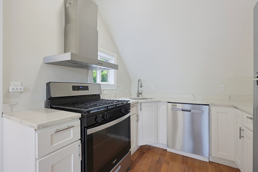 31 Saint Casimir Ave Property Photo 27