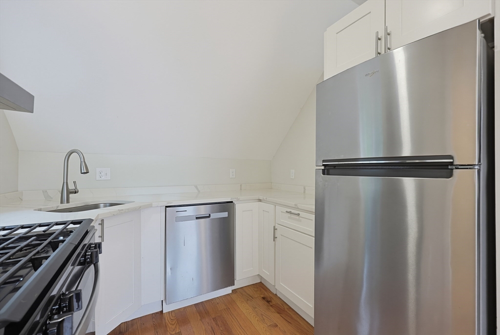 31 Saint Casimir Ave Property Photo 28
