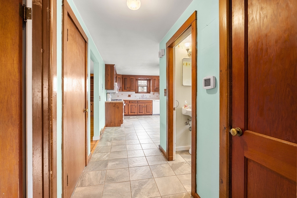 18 Iverson Rd Property Photo 14