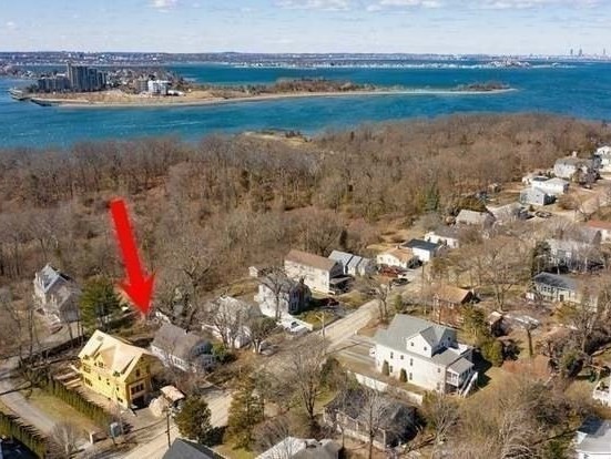 96 Wompatuck Rd Property Photo 2