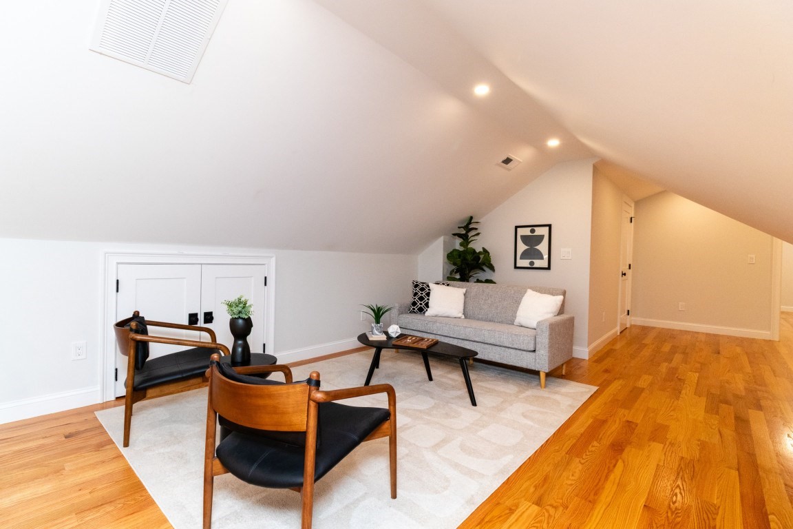 22 Bellevue St # 2 Property Photo 29