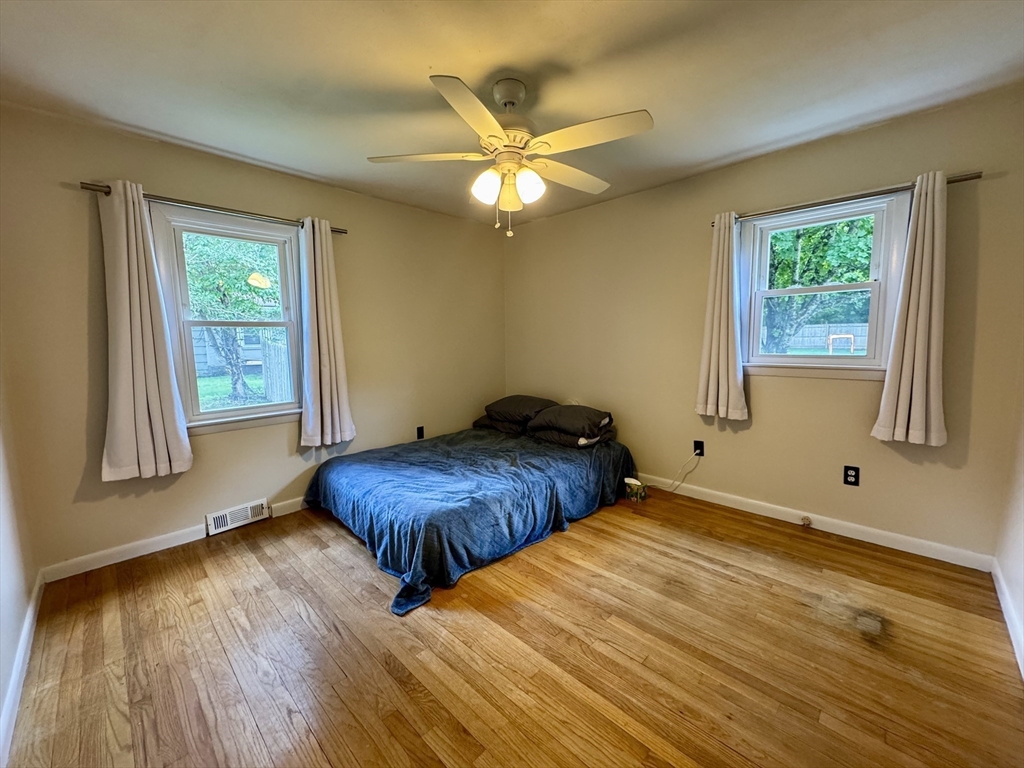 18 Cedar Oak Lane Property Photo 17