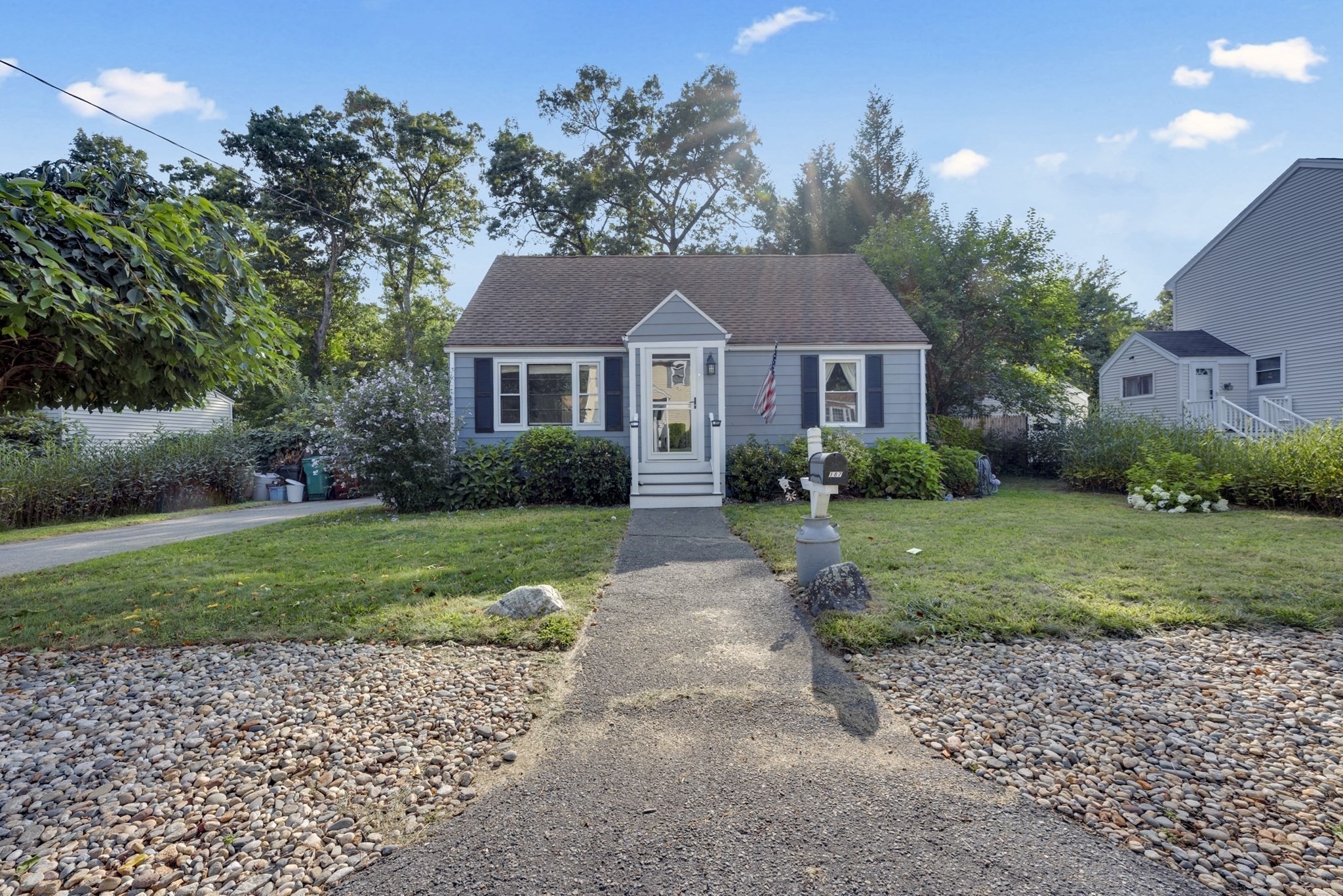 187 Campbell Dr