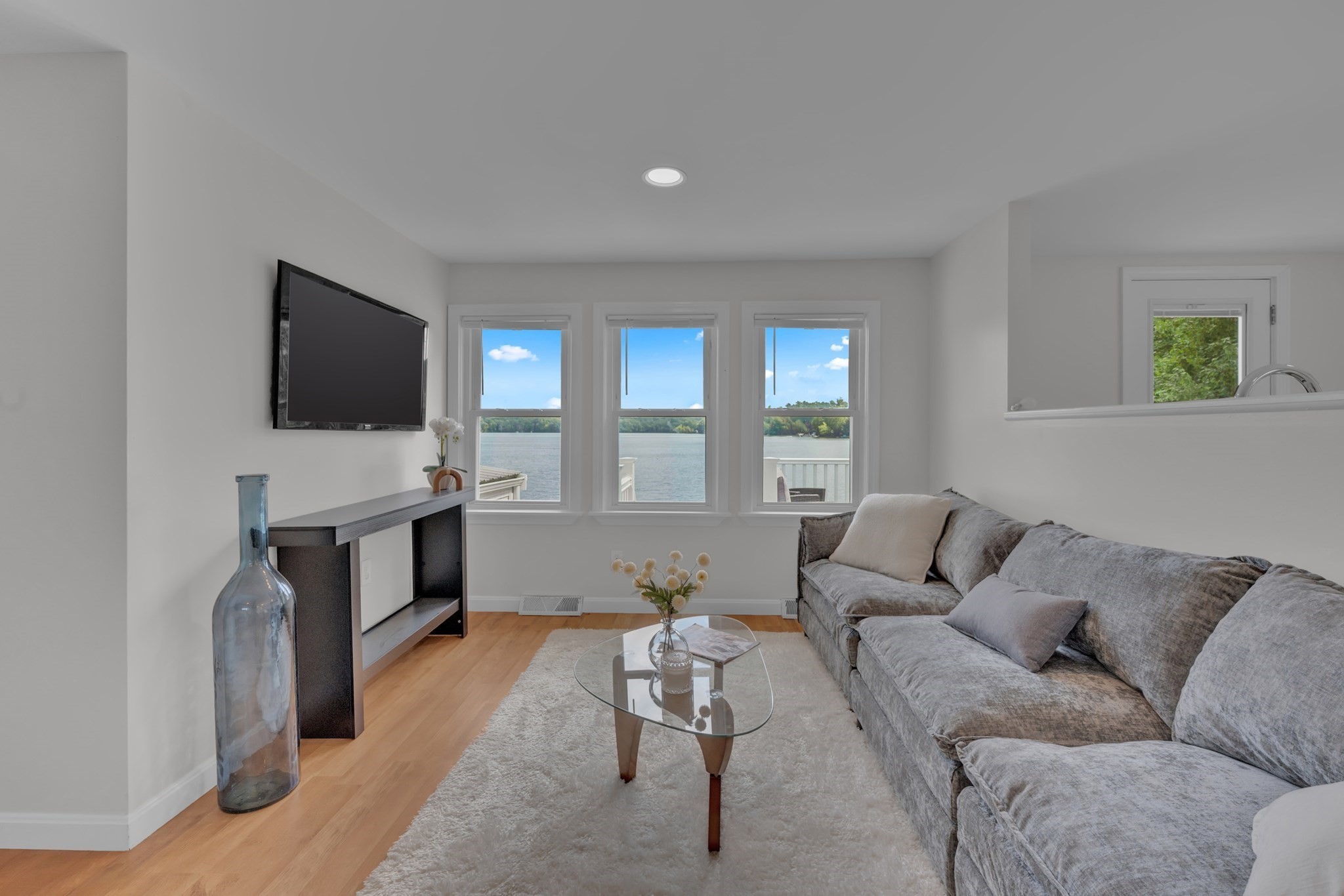 1 Summer Village Rd Property Photo 8