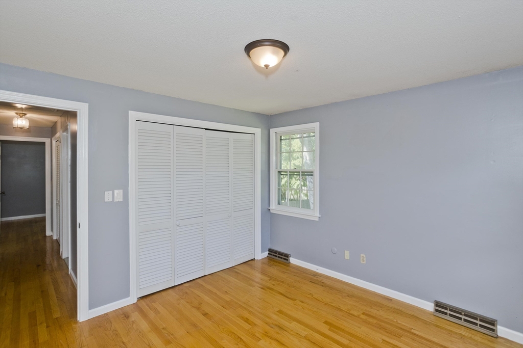 50 Crystal Brook Dr Property Photo 22