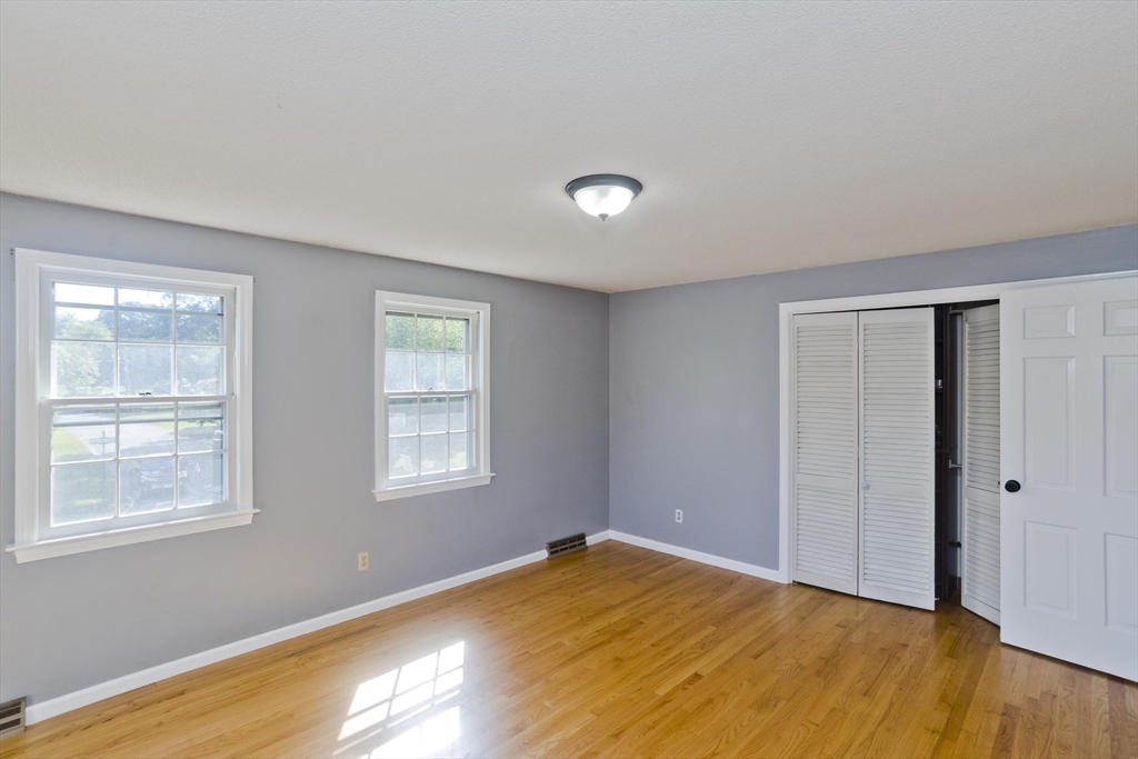 50 Crystal Brook Dr Property Photo 23