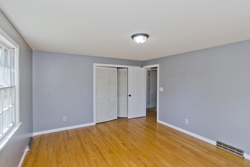 50 Crystal Brook Dr Property Photo 24