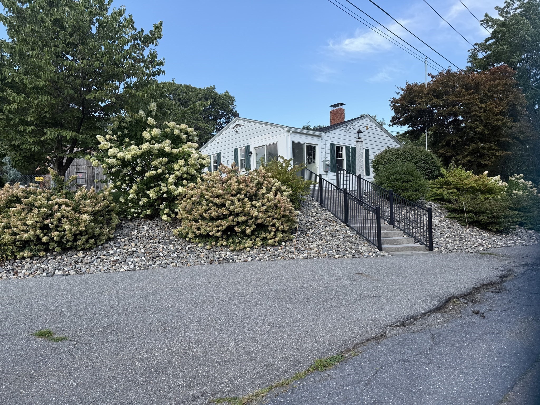 40 Marshall Rd Property Photo 1