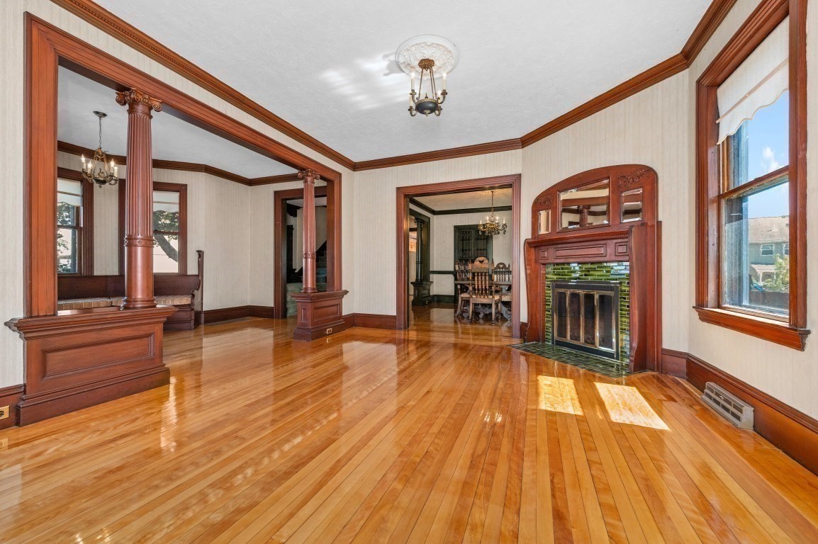 14 Lafayette St Property Photo 9