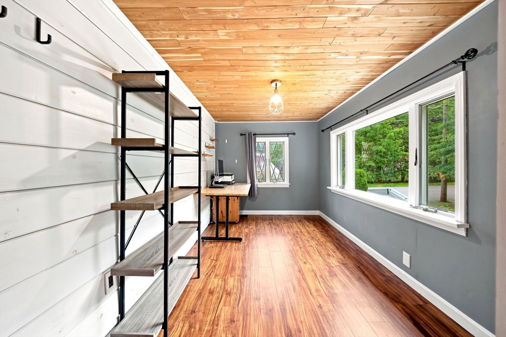 8 Charles St Property Photo 12