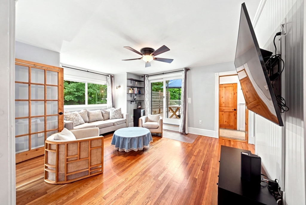 8 Charles St Property Photo 15