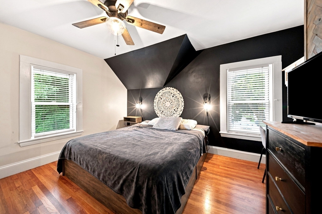 8 Charles St Property Photo 18