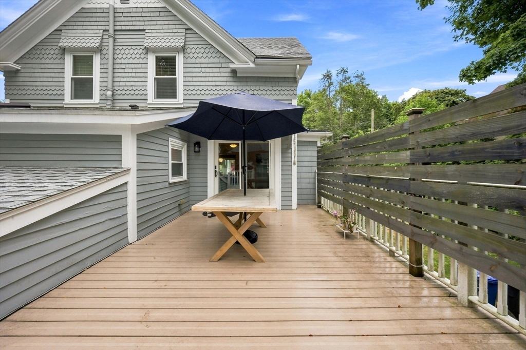 8 Charles St Property Photo 24