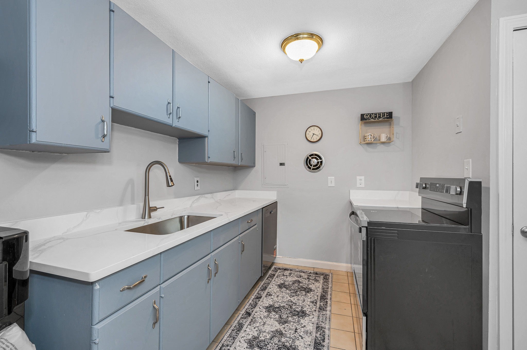 7 Glen Ave # 7 Property Photo 10
